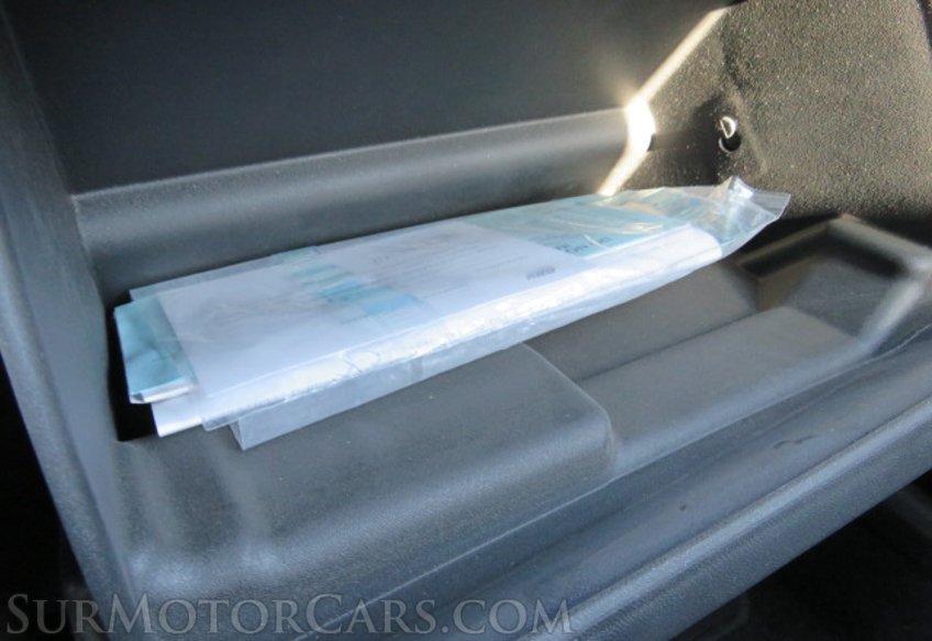 2020 Chevrolet Camaro - Image 31