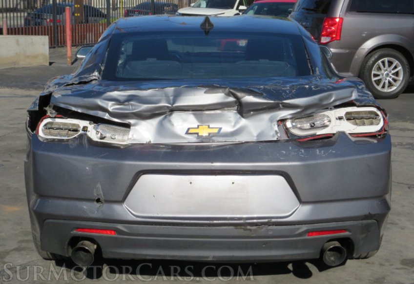 2020 Chevrolet Camaro - Image 12