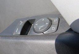 2020 Chevrolet Camaro - Image 39