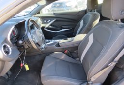 2020 Chevrolet Camaro - Image 21