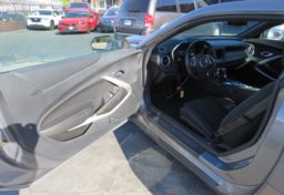 2020 Chevrolet Camaro - Image 17