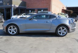 2020 Chevrolet Camaro - Image 5