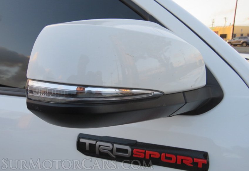 2021 Toyota Tacoma 4WD - Image 20