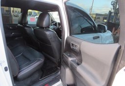 2021 Toyota Tacoma 4WD - Image 25