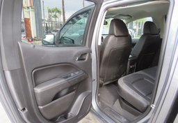 2021 GMC Canyon - Image 23