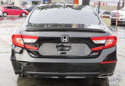 2019 Honda Accord Sedan - Image 15