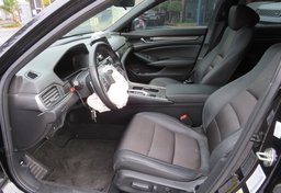 2019 Honda Accord Sedan - Image 21