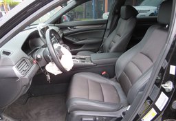 2019 Honda Accord Sedan - Image 28