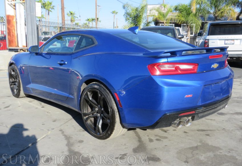 2017 Chevrolet Camaro - Image 10