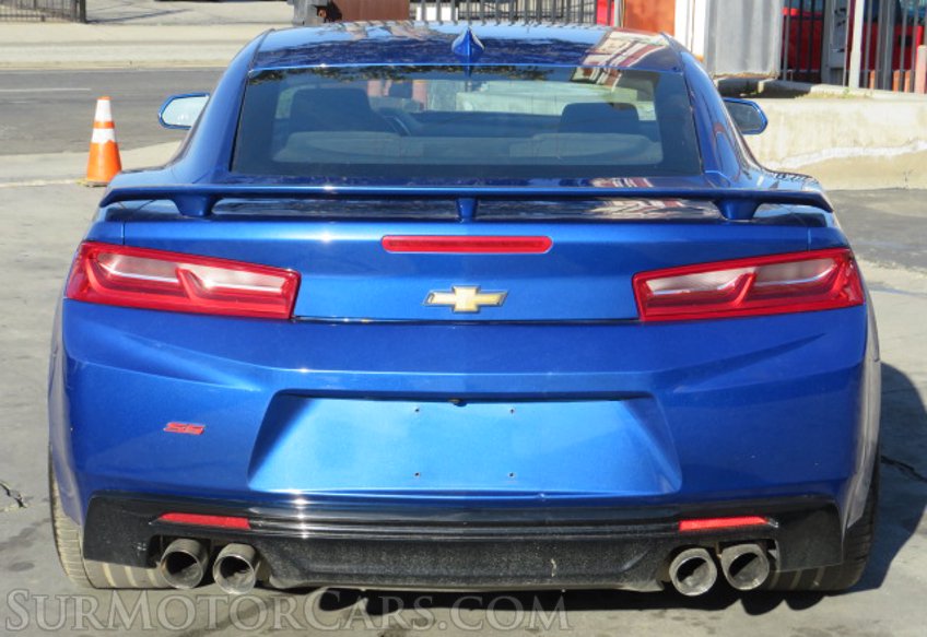 2017 Chevrolet Camaro - Image 13