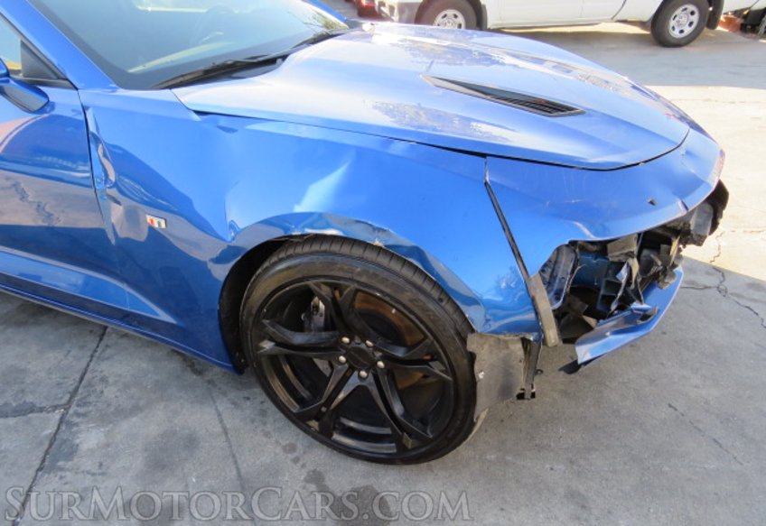 2017 Chevrolet Camaro - Image 14