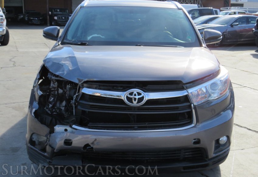 2016 Toyota Highlander - Image 9