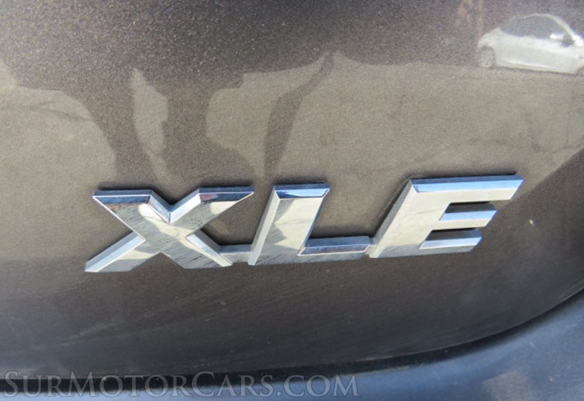 2016 Toyota Highlander - Image 19