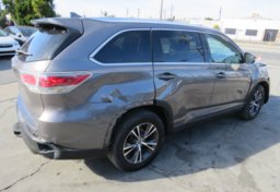 2016 Toyota Highlander - Image 6