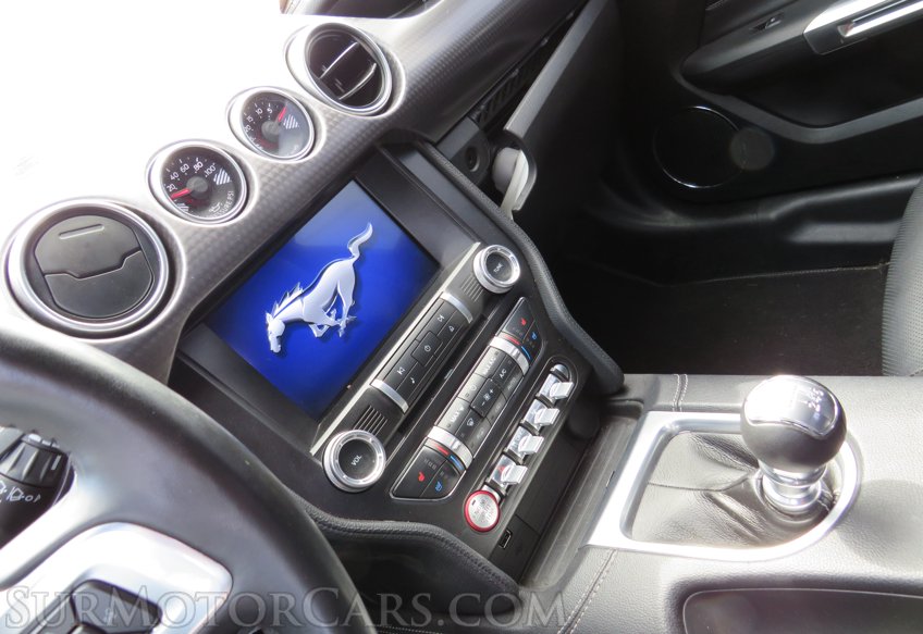 2020 Ford Mustang - Image 28