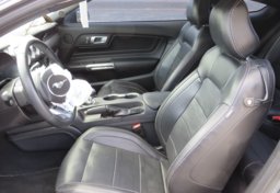 2020 Ford Mustang - Image 21