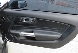 2020 Ford Mustang - Image 42