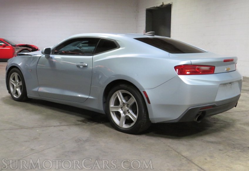 2018 Chevrolet Camaro - Image 7