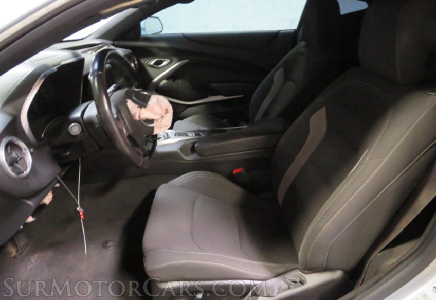 2018 Chevrolet Camaro - Image 19