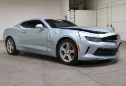2018 Chevrolet Camaro - Image 4