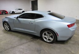 2018 Chevrolet Camaro - Image 5