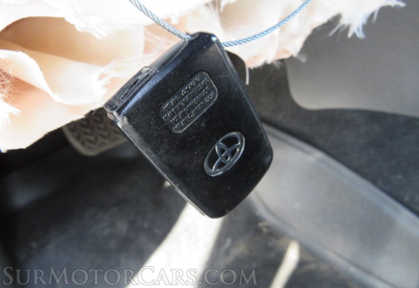 2019 Toyota Tacoma - Image 37