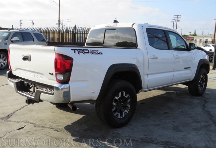 2019 Toyota Tacoma - Image 7