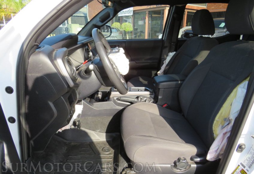 2019 Toyota Tacoma - Image 24