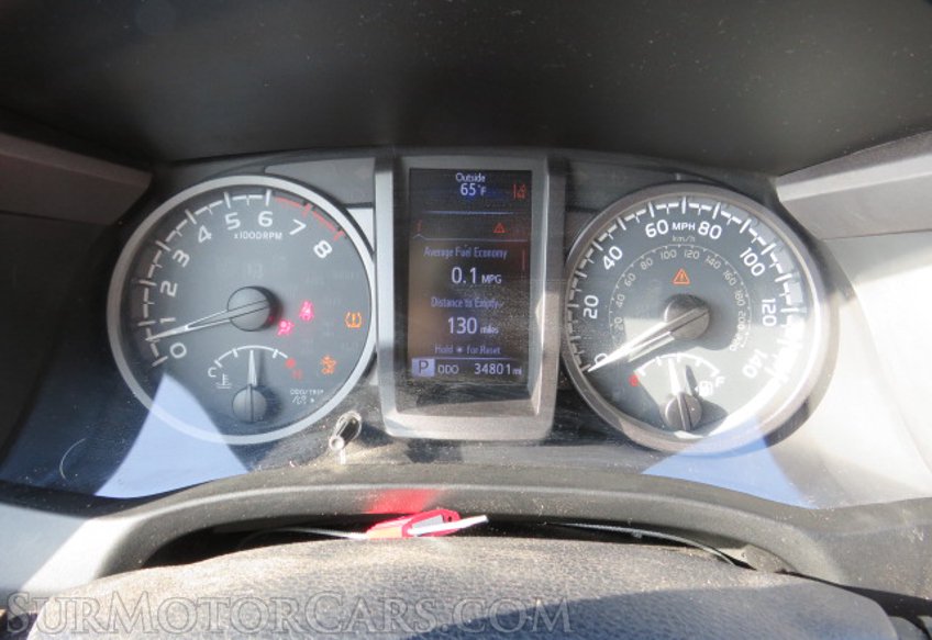 2019 Toyota Tacoma - Image 32