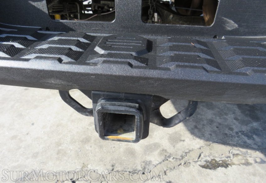 2019 Toyota Tacoma - Image 18
