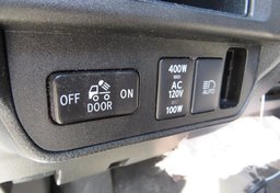 2019 Toyota Tacoma - Image 38