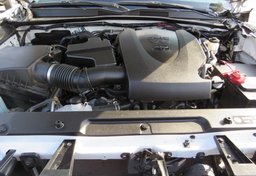 2019 Toyota Tacoma - Image 50