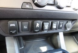 2019 Toyota Tacoma - Image 43