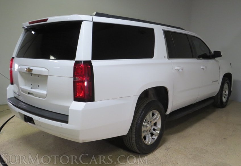 2017 Chevrolet Suburban - Image 10