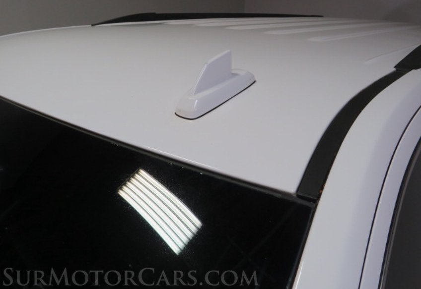 2017 Chevrolet Suburban - Image 14