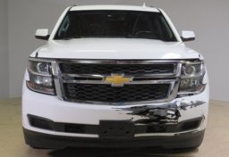 2017 Chevrolet Suburban - Image 12