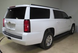 2017 Chevrolet Suburban - Image 10