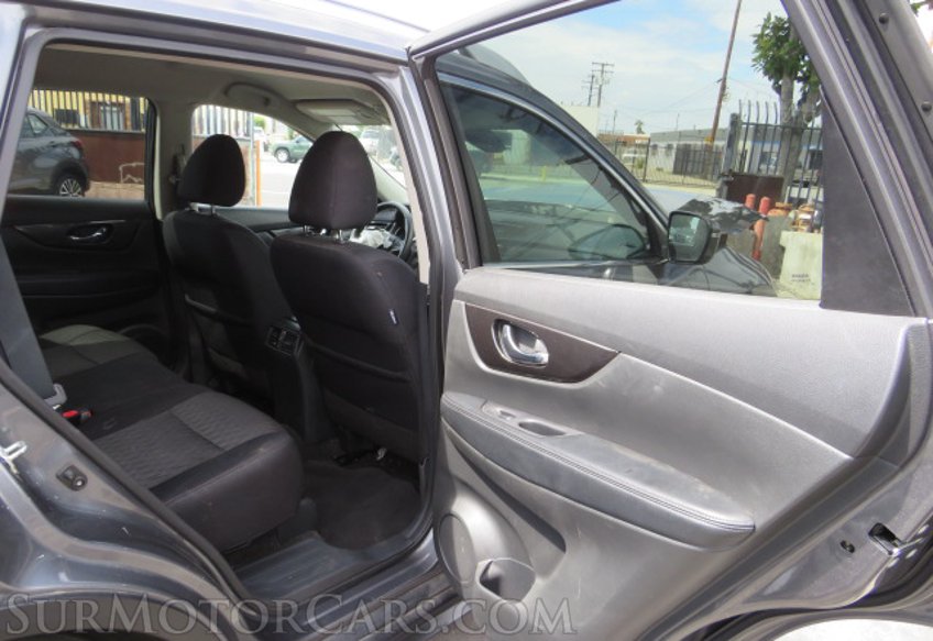 2019 Nissan Rogue - Image 24