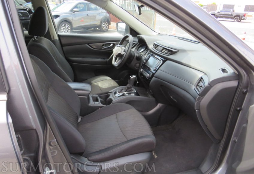 2019 Nissan Rogue - Image 26