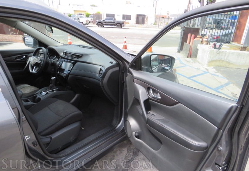 2019 Nissan Rogue - Image 22