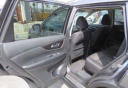 2019 Nissan Rogue - Image 23