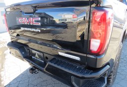 2019 GMC Sierra 1500 - Image 18