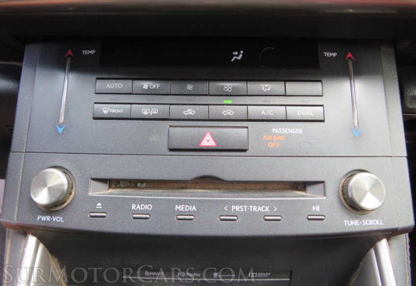 2016 Lexus IS 200t - Image 45