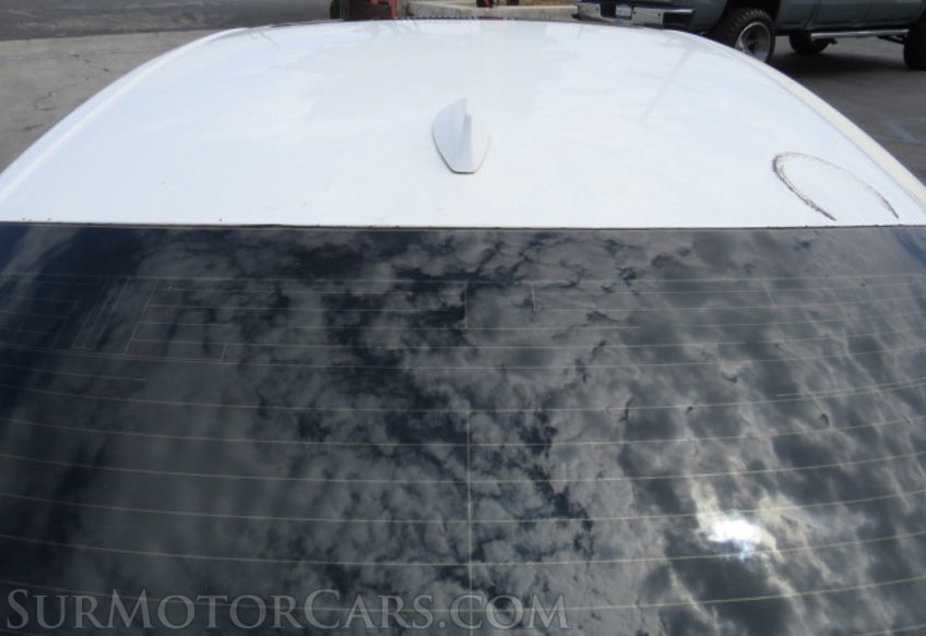 2016 Lexus IS 200t - Image 15