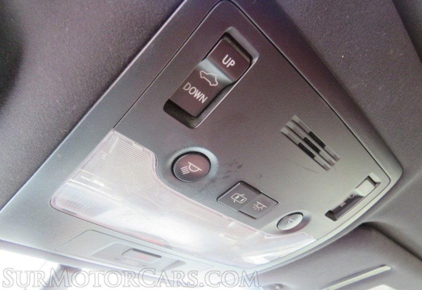 2016 Lexus IS 200t - Image 49