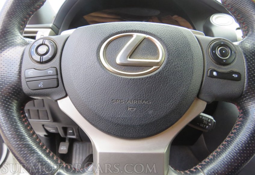 2016 Lexus IS 200t - Image 33