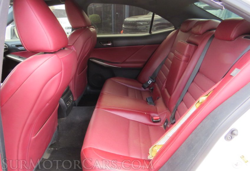 2016 Lexus IS 200t - Image 29