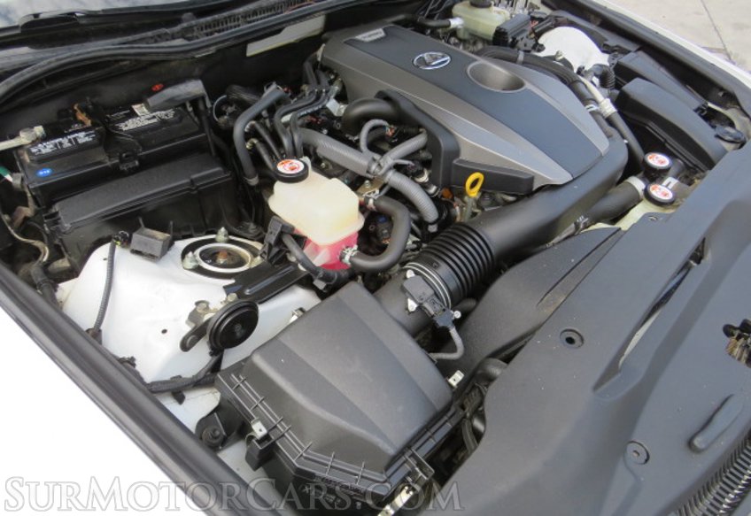 2016 Lexus IS 200t - Image 58