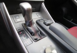 2016 Lexus IS 200t - Image 46