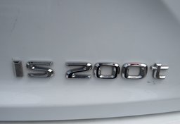 2016 Lexus IS 200t - Image 20